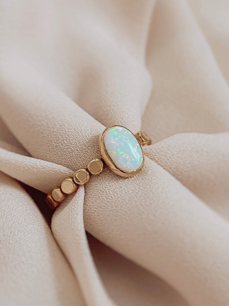 Raw opal statement ring gold 