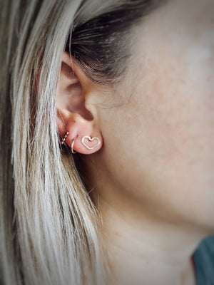 Studs earrings for women 