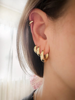 Era Huggie Hoop Earrings