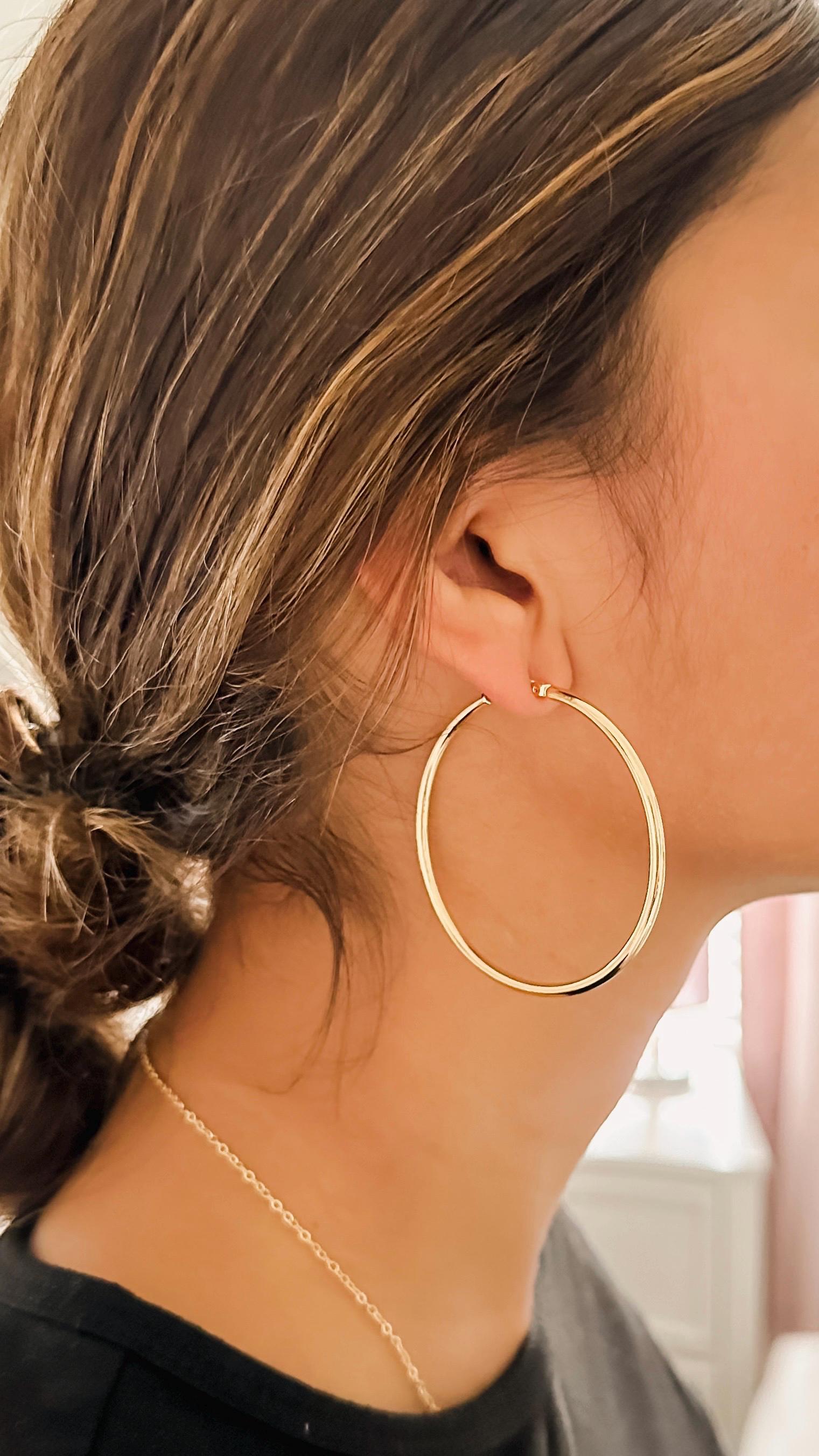 ER HOOP EARRING Gold emma ピアス Emma Hoops