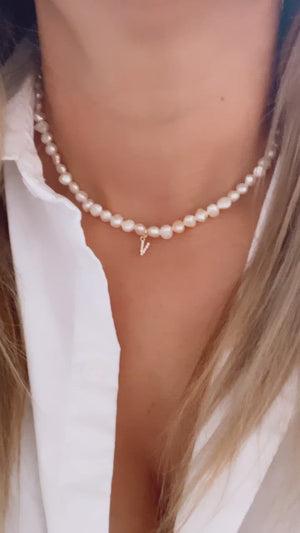 
            
                Load and play video in Gallery viewer, Freya Pearl Necklace
            
        