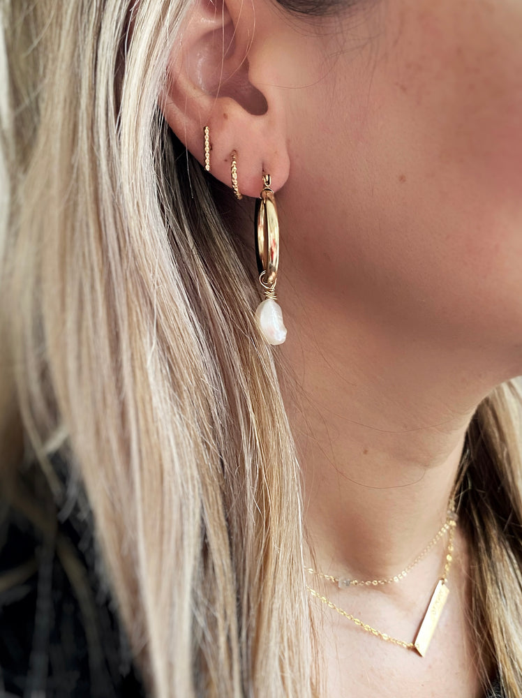 pearl chunky hoops gold 