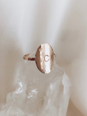 Initial Oval ring rose Gold