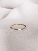 Ultra thin simple ring