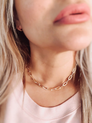Shapes Studio 18K Gold Plated Titanium Thick Paperclip Chain Necklace,  Minimalist Style, Bold Chunky Paper Clip Chain Necklace, Short Necklace,  Never Tarnish(40cm): Buy Online at Best Price in UAE - Amazon.ae