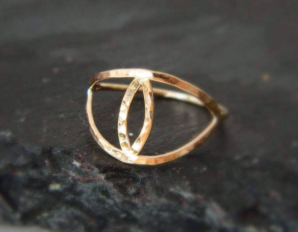 Cat Eye Ring, 