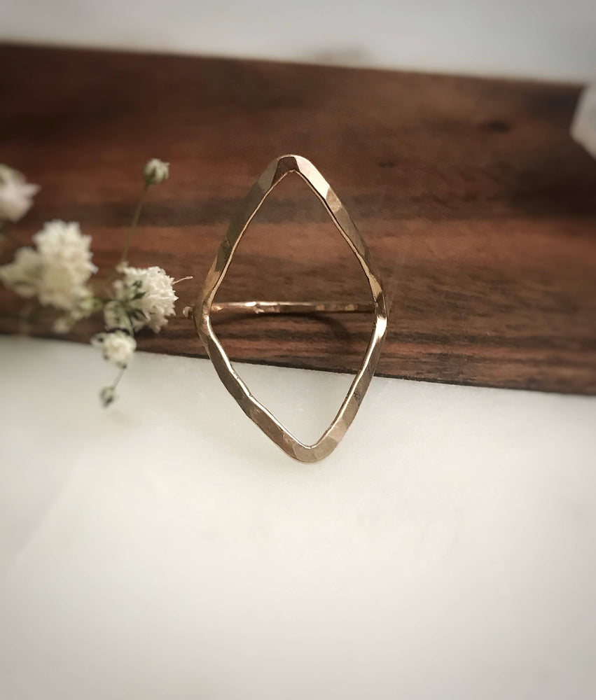 Diamond Shape Ring gold