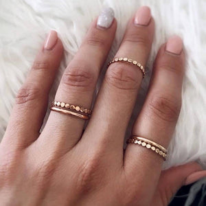 Mejuri Dot Ring