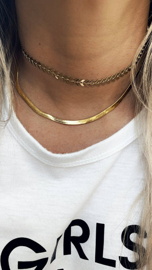 
            
                Load image into Gallery viewer, layering necklaces gold
            
        