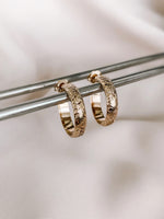 chunky gold hoops