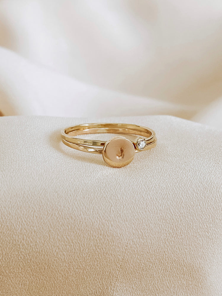 
            
                Load image into Gallery viewer, 14k gold birthstone initial ring
            
        