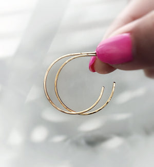 medium hoops gold