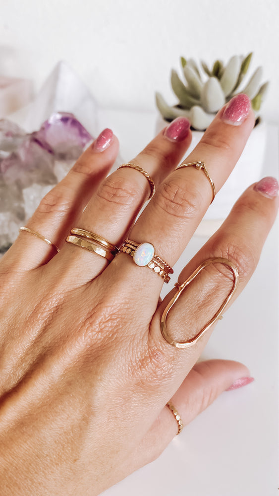 
            
                Load image into Gallery viewer, Dainty stacking rings white opal
            
        