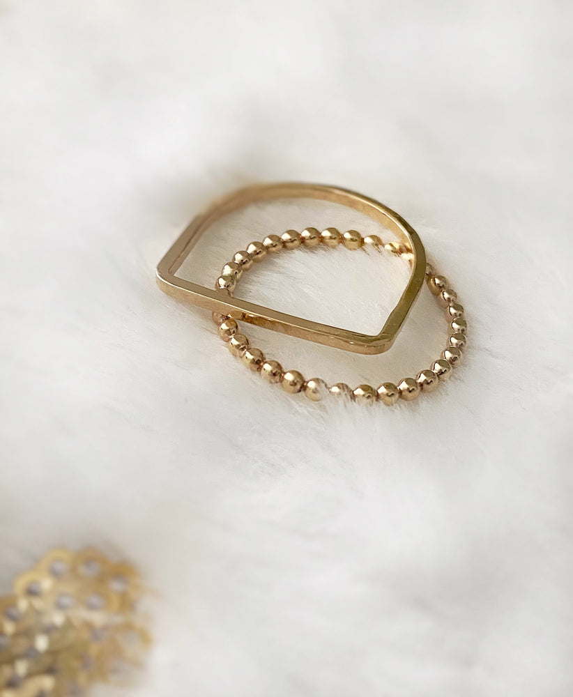 Stackable rings set gold