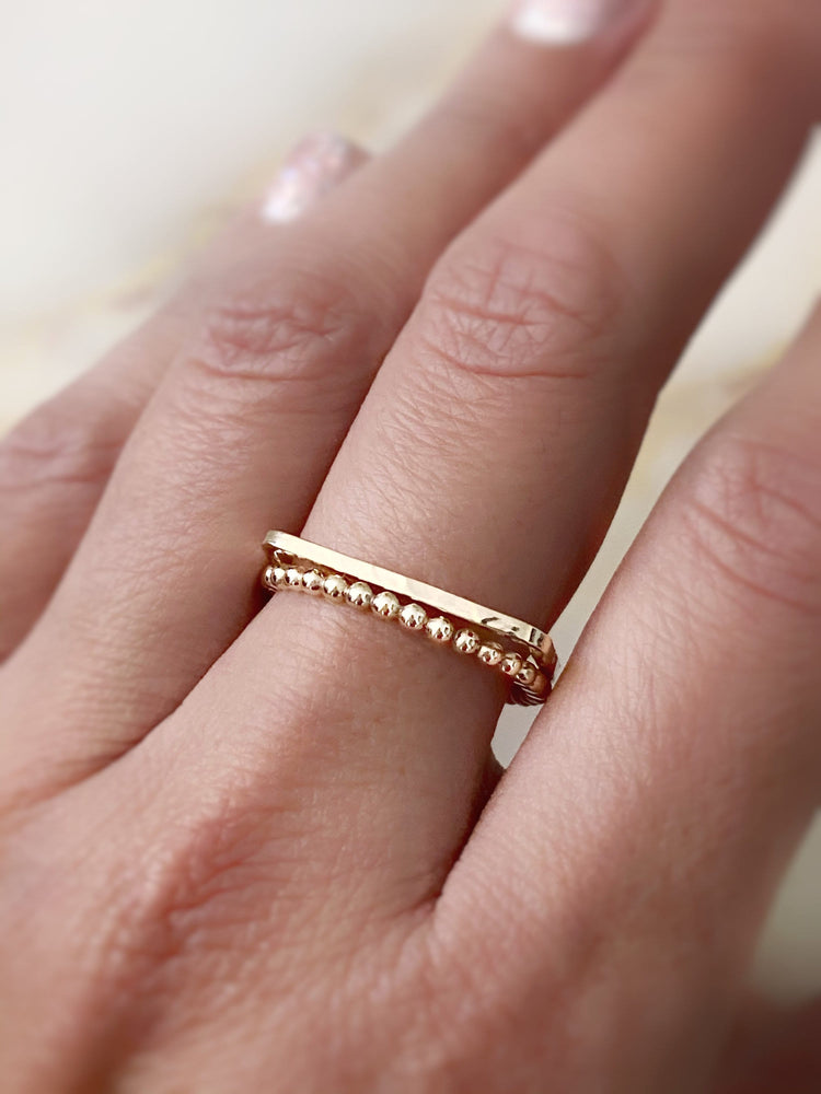 Textured rings band