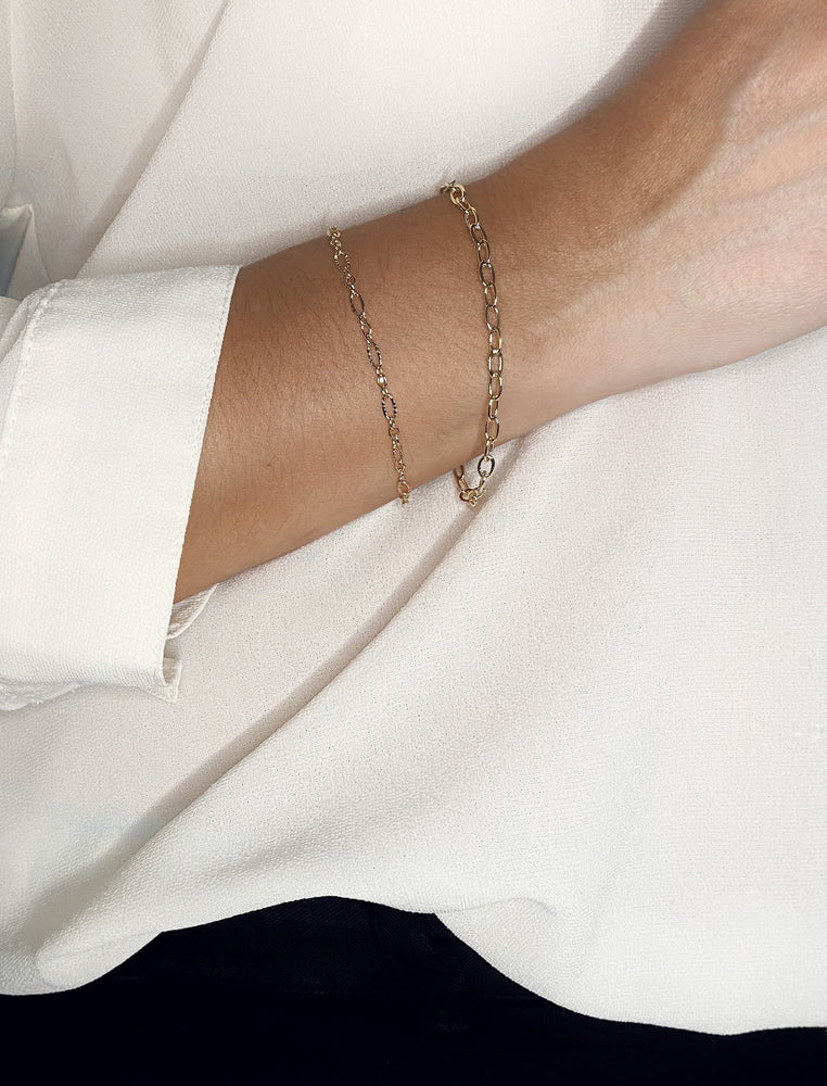 Oval Lola Chain Bracelet, 